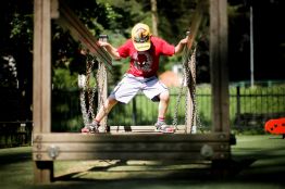 Lars Laj Playgrounds, Balancing