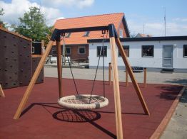 Lars Laj Playgrounds, Swings