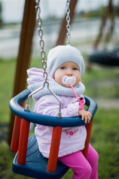 Double Bay Wooden Swing w Tyre Toddler Seats