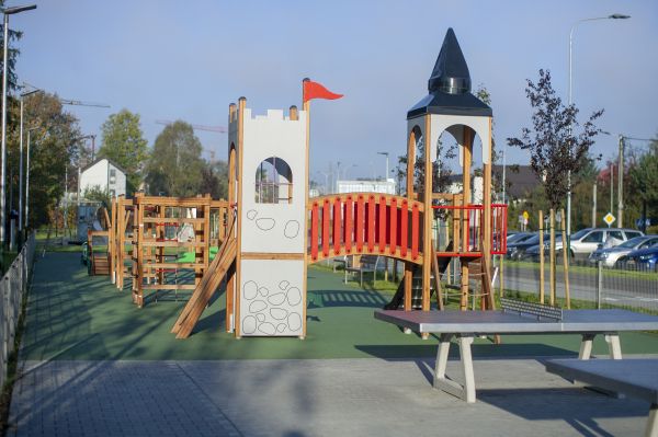 Atlantic trampolines and store outdoor play equipment